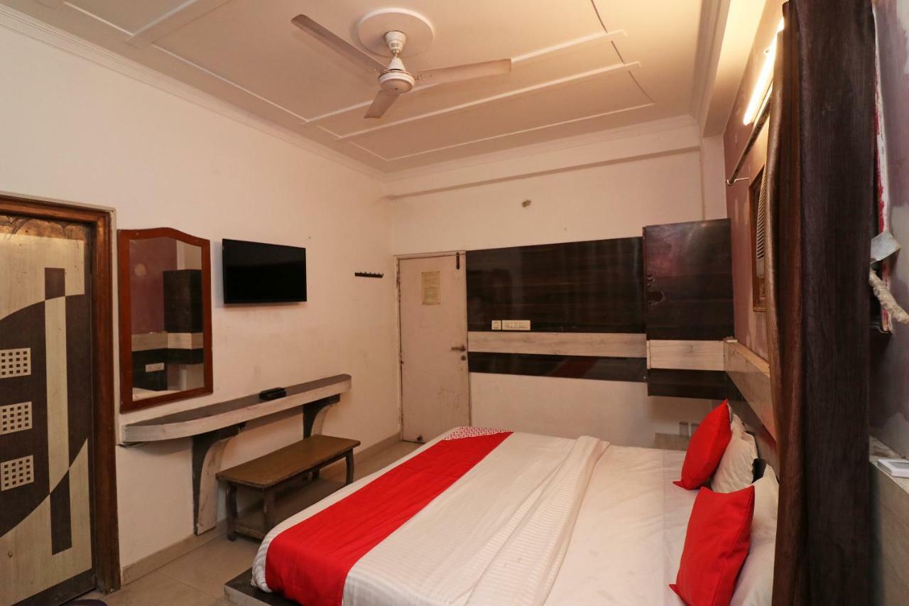 Oyo 8076 Hotel Europe Plaza Lucknow Exteriör bild